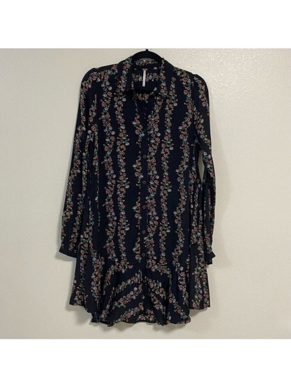 Free People Dress Women’s Size XS Black with Floral Print Buttondown Shirt Dress